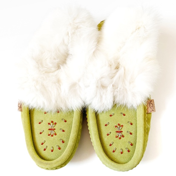 Laurentian Chief Green Beaded Moccasin Slipper 8